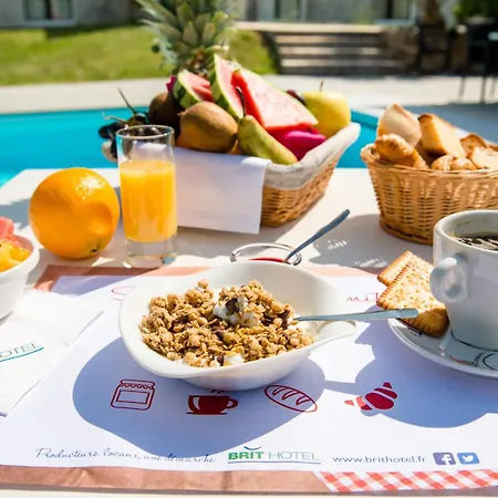 מלון Brit Nantes - L'atlantel 4*