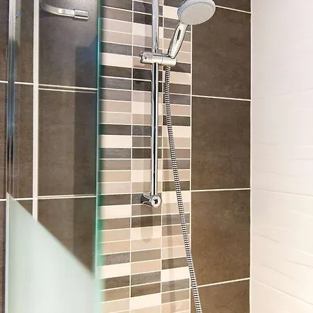 Otel Brit Nantes - L'atlantel 4*