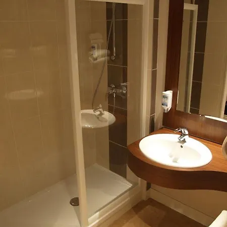 Brit Nantes - L'atlantel 4* Vigneux-de-Bretagne