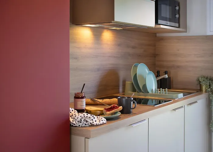 Szálloda Brit Nantes - L'atlantel 4*