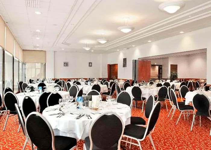 Szálloda Brit Nantes - L'atlantel