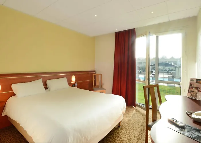 Brit Nantes - L'atlantel 4* Vigneux-de-Bretagne